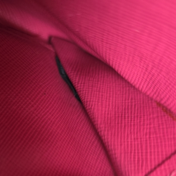 Prada Bifold LingWallet - Picture 7 of 16